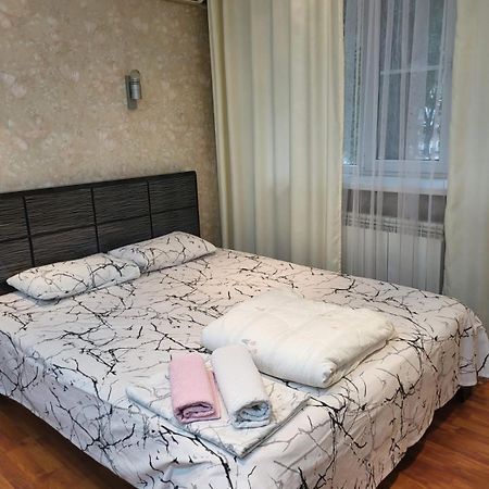 Apartments Ahmetova 6 32 Almaty Bagian luar foto