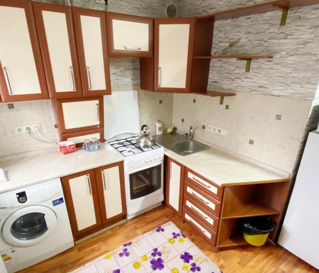Apartments Ahmetova 6 32 Almaty Bagian luar foto