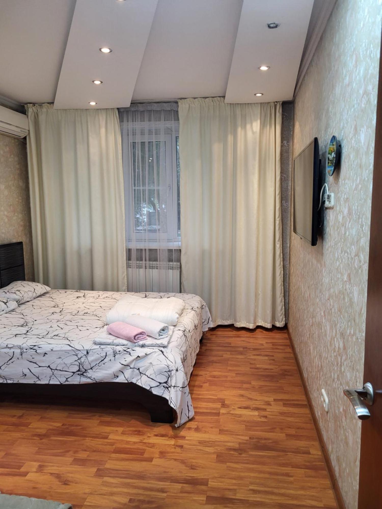 Apartments Ahmetova 6 32 Almaty Bagian luar foto